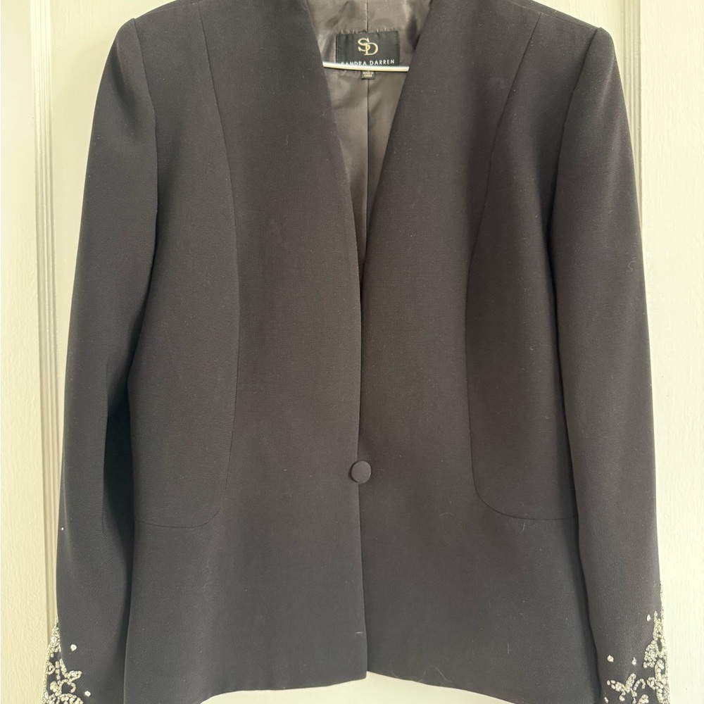 Sandra Darren Women's Black Blazer with Embellished Sleeves